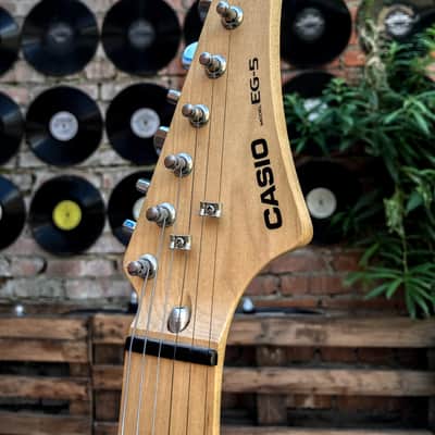 Japan Casio Fujigen EG5 1984 grey Guitar with a cassette player image 9