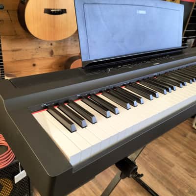 Yamaha P121B image 3