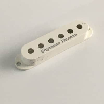 1 Seymour Duncan Fender Stratocaster Guitar Pickup Strat Cover White Light Relic image 1