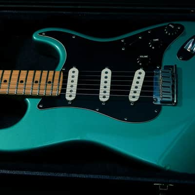 Fender American Standard Stratocaster with Maple Fretboard 1993 - Caribbean Mist image 7