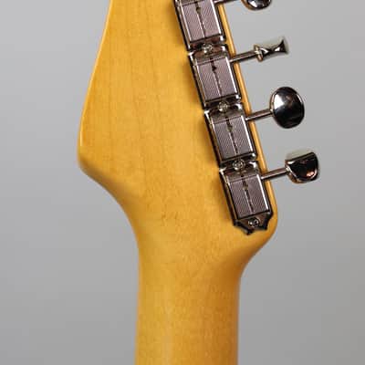 Fender 70th Anniversary American Vintage II '54 Stratocaster 2-Color Sunburst image 5