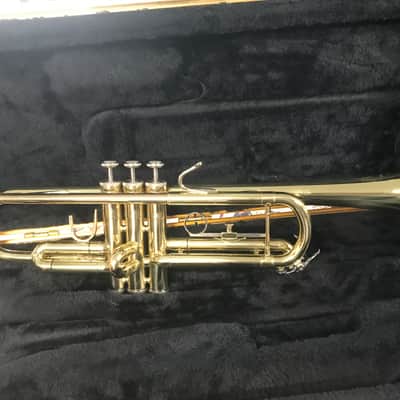 Bach TR300H2 Premium Bb Student Trumpet 2019 - Lacquer image 1