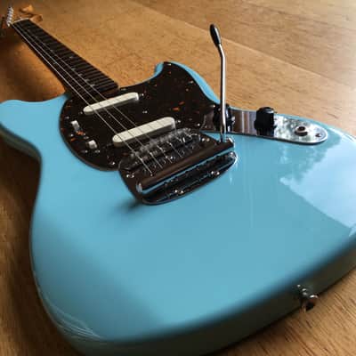Fender Mustang '69 Reissue MIJ  Sonic Blue image 3