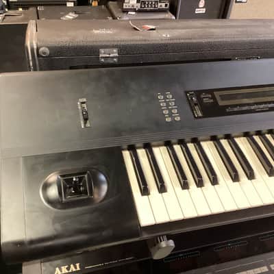 Korg M1 Digital Synthesizer image 4