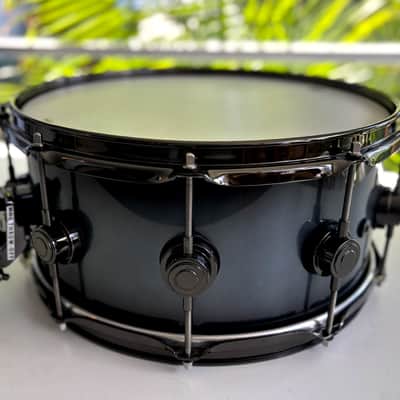 DW 6.5" x 14" Collector's Series 2022 - Midnight charcoal gray fade to black image 5