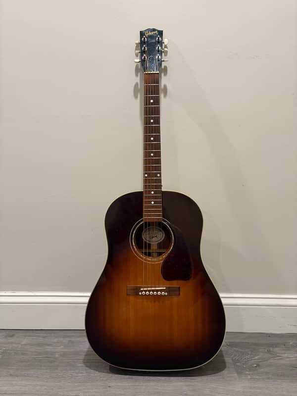 Gibson J-15