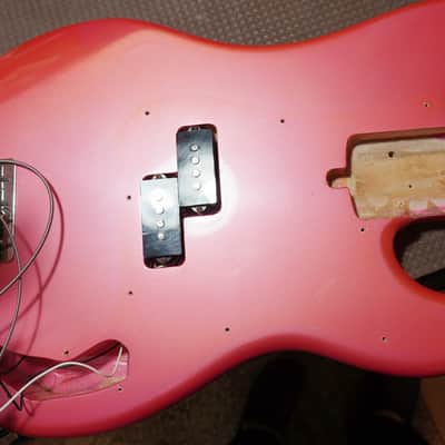 1985 Fender Precision Bass ‘62 Vintage Reissue PB62-55 Metallic Pink Japan MIJ Fujigen image 17
