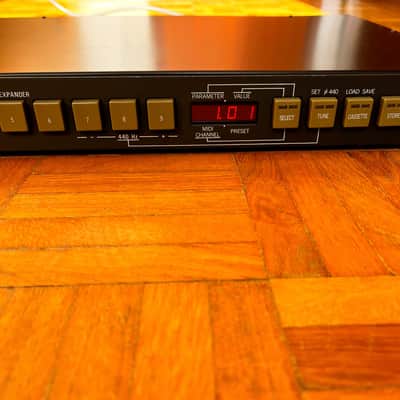 Orla DSE 24 - Dynamic Sound FM Expander Module Synth (made in Italy in 1986) with the super rare original manual! image 3