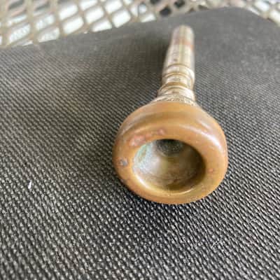 Bach Mt. Vernon NY 10 1/2C - well worn pre-owned mount image 3