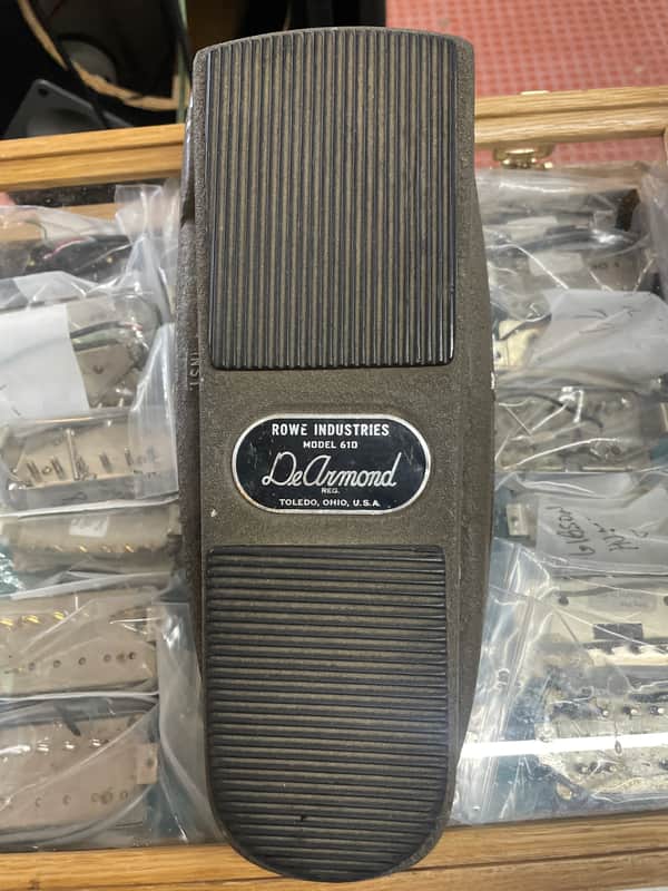 DeArmond Model 610 volume pedal 1968 image 1