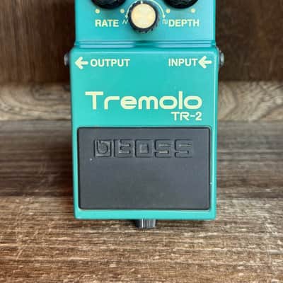 Boss TR-2 Tremolo With Box - Green image 4