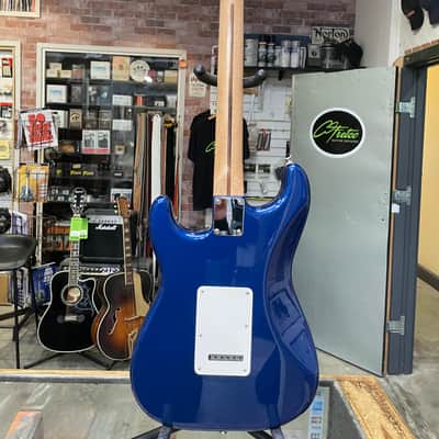 Fender Standard Stratocaster 2006 - Electron Blue image 6