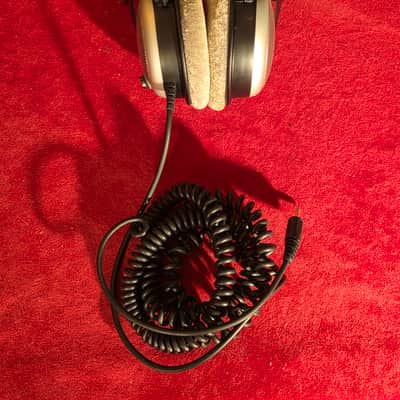Beyerdynamic DT 880 Pro Semi-Open Studio Headphones image 1