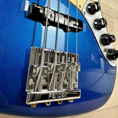 Fender American Ultra Jazz Bass Maple Fingerboard, Cobra Blue image 7