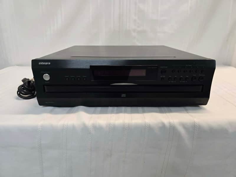 Integra Premium 6-Disc CD Carousel Changer - Black (CDC-3.4) image 1