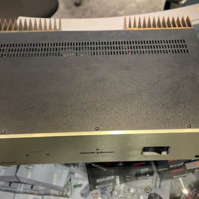 conrad-johnson MF 2100 Power Amplifier - Fully Restored / Recapped (Original Box - New Price) image 2