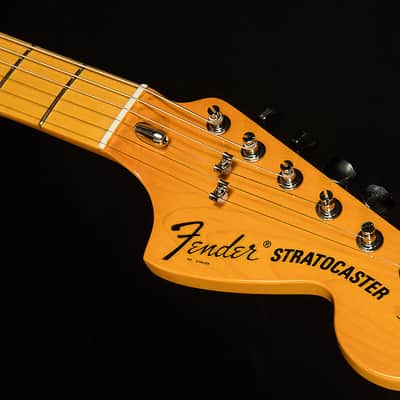 Fender American Vintage II '73 Stratocaster with Maple Fretboard 2022 - Present - Mocha image 4
