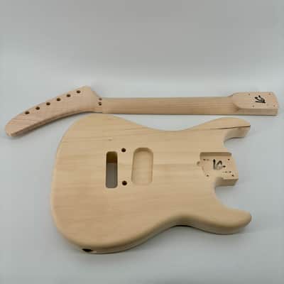 LOCKE Custom “HFT” Hot For Teacher EVH Little Guitars Short Scale Body & 5150 Banana Neck =\//-/= image 8