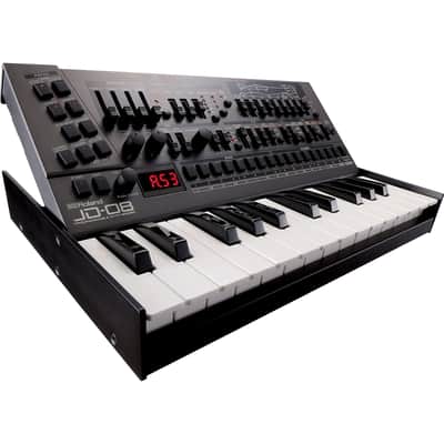 Roland JD-08 Boutique Series Programmable Synthesizer Module with K-25m Keyboard