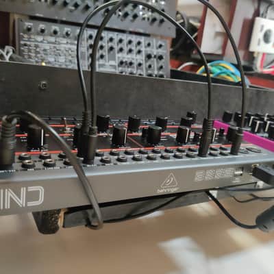 Behringer Grind/Edge Bundle image 4