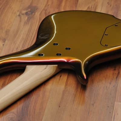 F Bass BN 5 - Colour Shift image 16