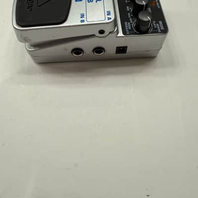 Behringer DR600 Digital Reverb Stereo Guitar Effect Pedal image 4