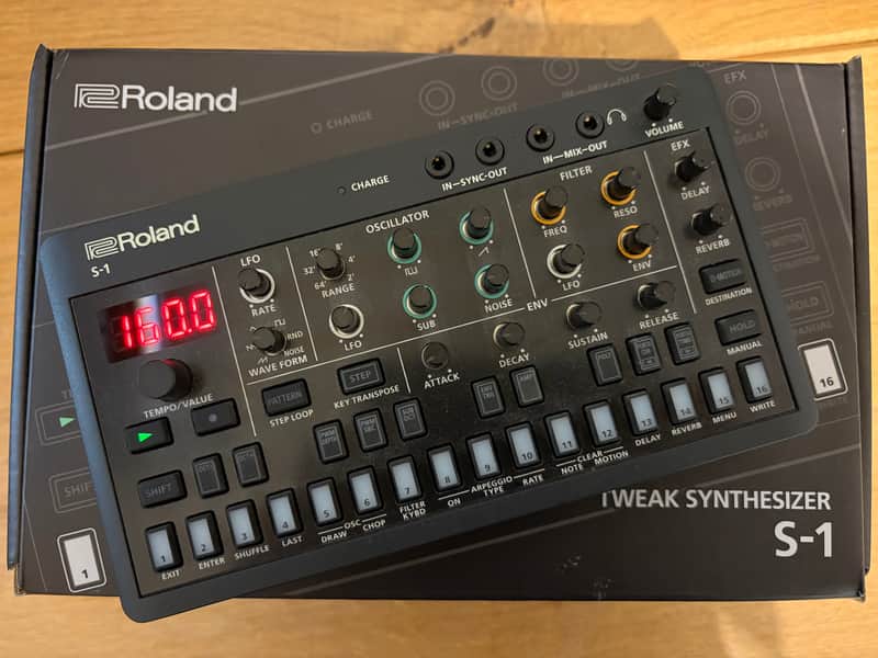 Roland S-1 AIRA Compact Tweak Synthesizer