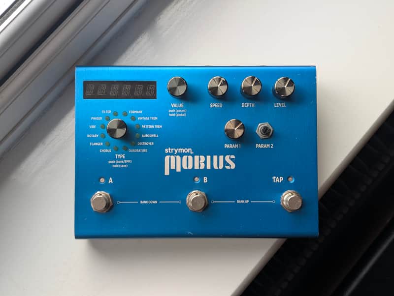 Strymon Mobius