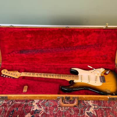 ORIGINAL 1957 Fender Stratocaster - Sunburst w/ OHSC Vintage - SEE VIDEO image 3