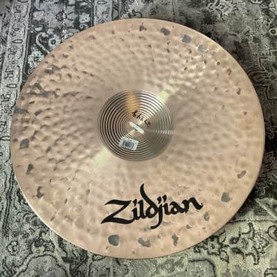 (MINT) Zildjian  K Constantinople 20” Vintage Orchestral Medium Heavy Cymbals Pair, Leather Straps Included image 4