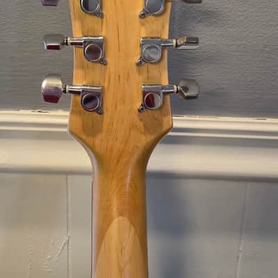 PRS Style 2026 - Amber - Brown sunburst image 8