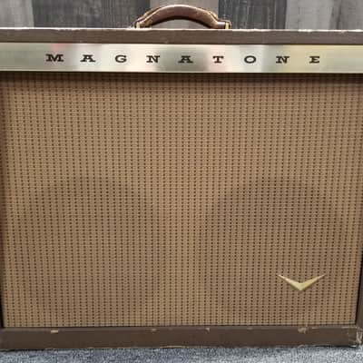 1960 Magnatone Model 260 - Amazing Vibrato image 1