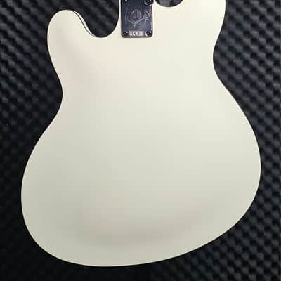 Fender Tom DeLonge Starcaster 2024 - Present - Olympic White image 5