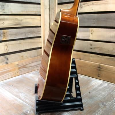 Used Simon and Patrick S&P 6 CW-SHG Dreadnought Acoustic/Electric with TRIC Case image 9