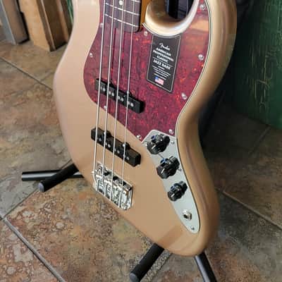 2025 Fender American Professional Classic Jazz Bass in Firemist Gold wDeluxe Bag image 7