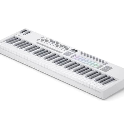 Novation Launchkey 61 MK4 WHITE image 3