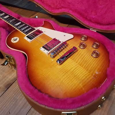 2014 Gibson Les Paul Traditional Electric Guitar Sunburst 59 Tribute Pickup image 2