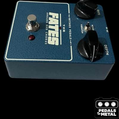 Mythos Pedals The Fates Analog BBD Chorus 2023 - Present - Blue - X18131 image 6
