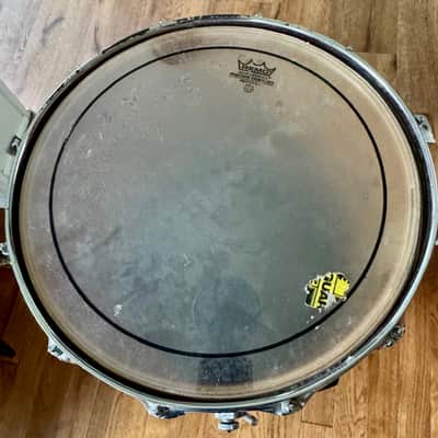 Ludwig 80's 11 x 14" Marching Snare Drum 12 Lugs USA image 9