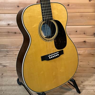 Martin 000-28EC Eric Clapton Signature Acoustic Guitar - Natural image 1