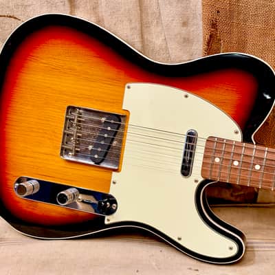 Fender MIJ Traditional 60's Telecaster Custom 2018 - 3 Tone Sunburst image 10