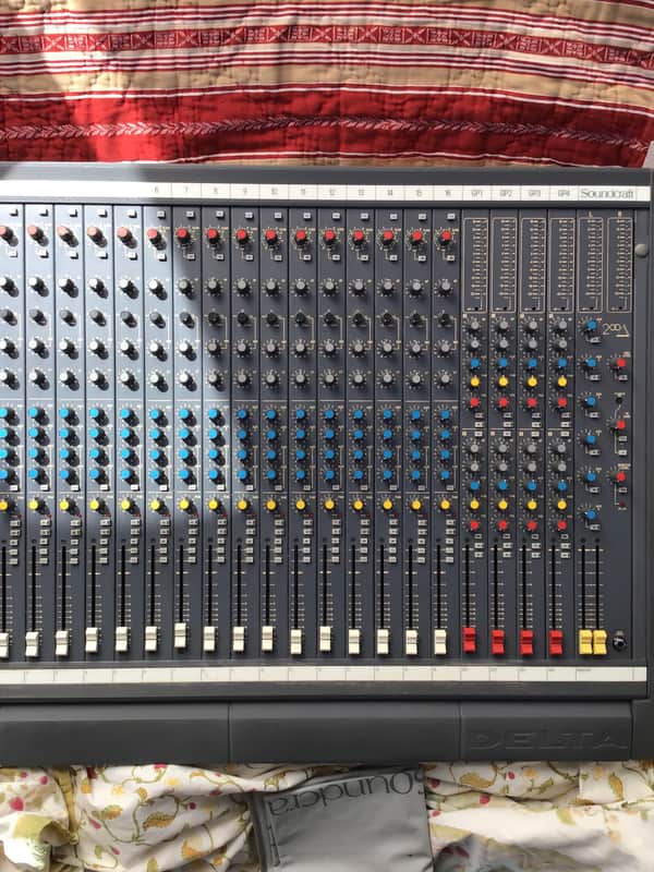 Soundcraft Delta 200 16 CH - modified / Jim Williams Late 80s / early 90s - Dark Grey image 1