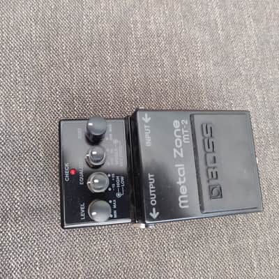 Boss MT-2 30th Anniversary Limited Edition Metal Zone 2021 - Black image 1