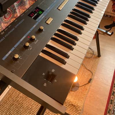 Korg Poly-61 Analogue Programmable Polyphonic Synthesizer image 2