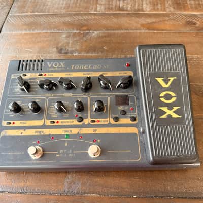 Vox ToneLab ST Valvetronix Multi-Effects & Amp Modeler Pedal w/ Power Supply image 1