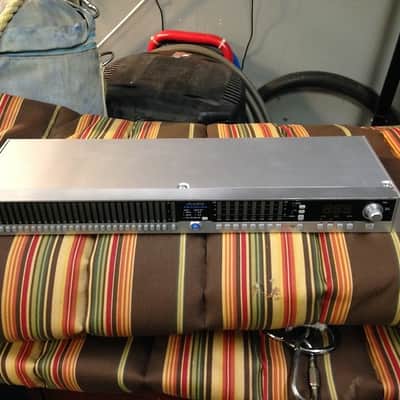 Alesis  DEQ830 8 channel 30 band digital EQ plus RTA  in a single rack space image 1