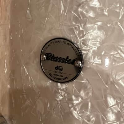 DW Classics Series 14x16" Floor Tom in Vintage Marine image 2