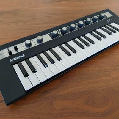 Yamaha Reface CP Mini Mobile Keyboard image 4