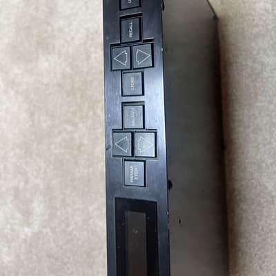 Yamaha SPX90 Digital Sound Processor 1980s - Black image 2