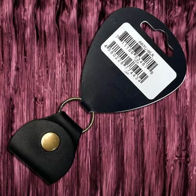 GIBSON PREMIUM BLACK LEATHER PICKHOLDER KEYCHAIN INSANELY RARE BRAND NEW LIMITED EDITION CASE CANDY PICK HOLDER AKYC-BLK PICKS FREE SHIPPING! image 2
